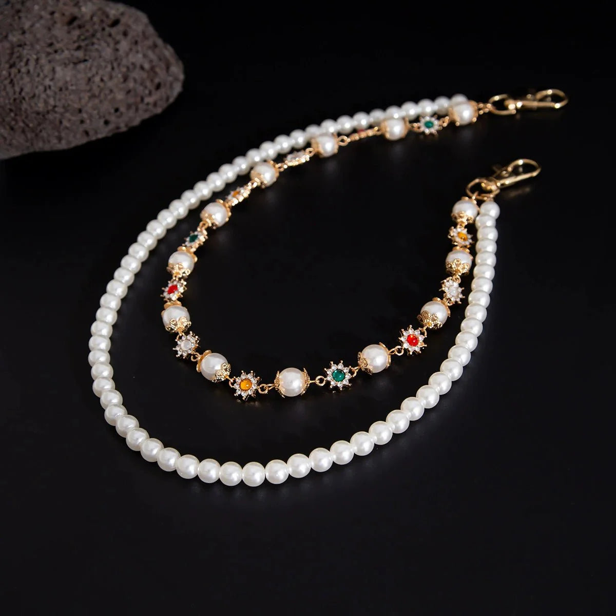 Blossoms Pearl Pants Chain Pendant - Thrashink