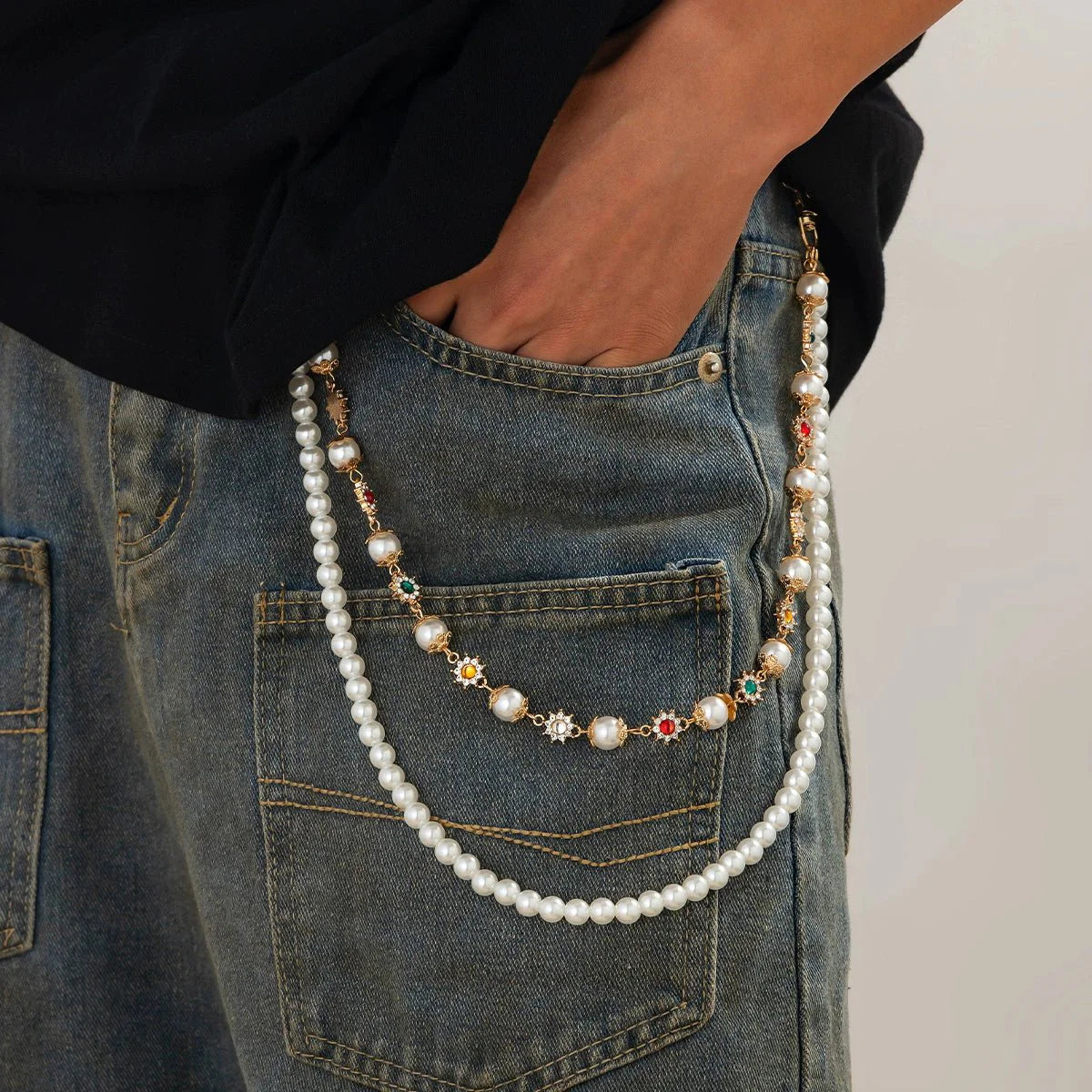Blossoms Pearl Pants Chain Pendant - Thrashink