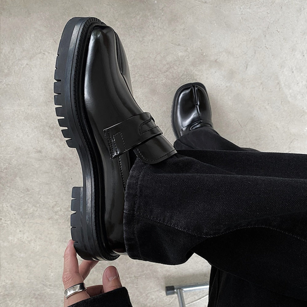 Tabi Cowhide Loafers - Thrashink